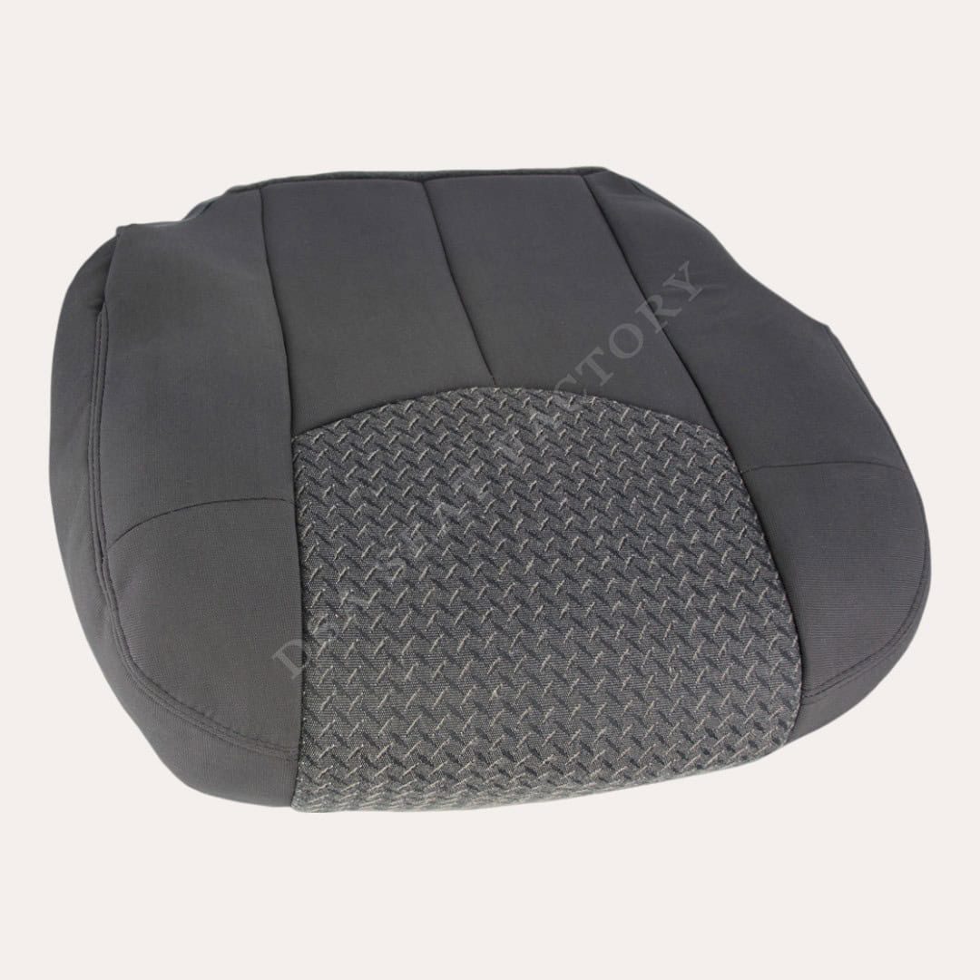 Chevrolet Avalanche 2002 (1rs Generation) – Exact Match Replacement Seat Cover