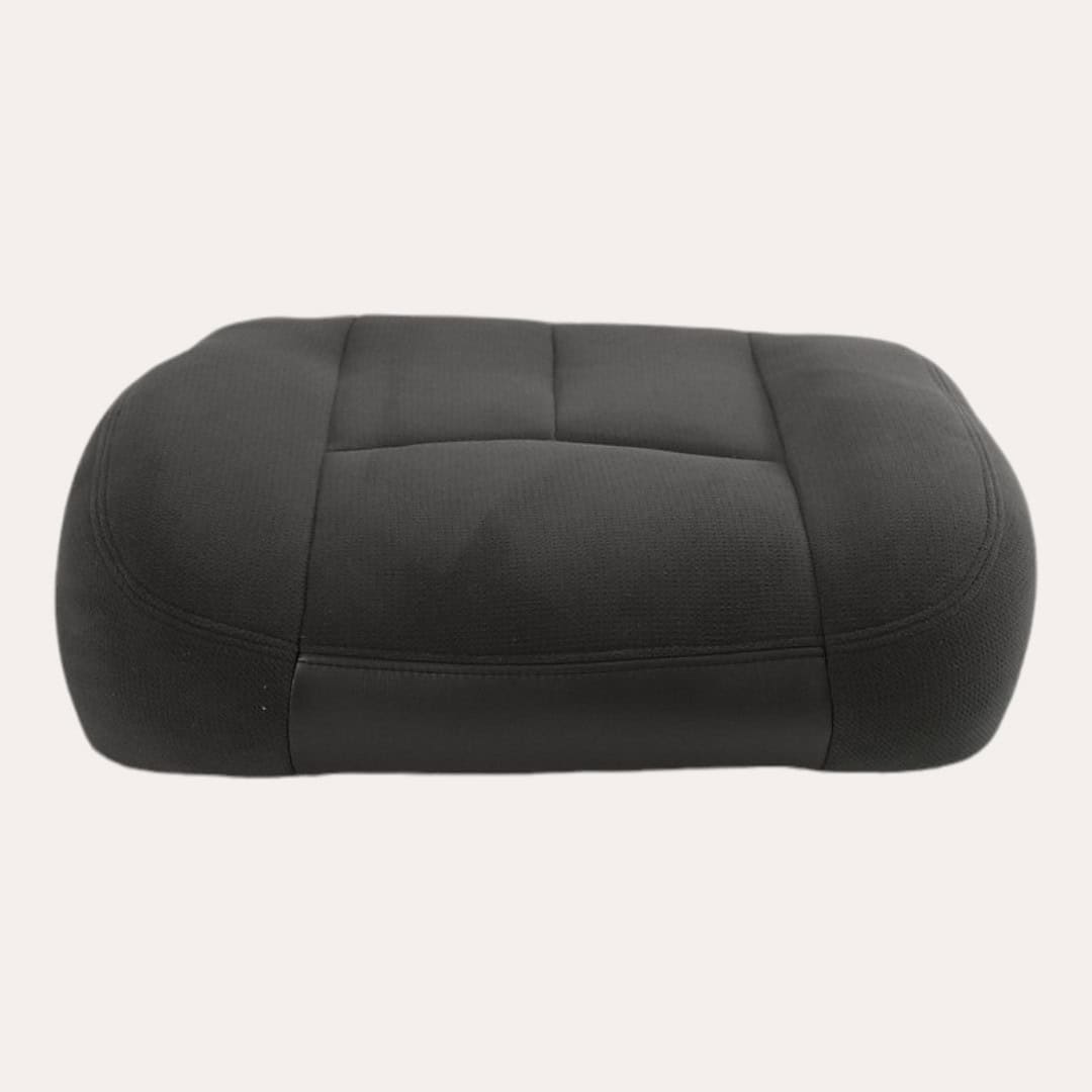 GMC Sierra 2003-2006 (2nd Generation) – Exact Match Replacement Seat Cover (Cloth)